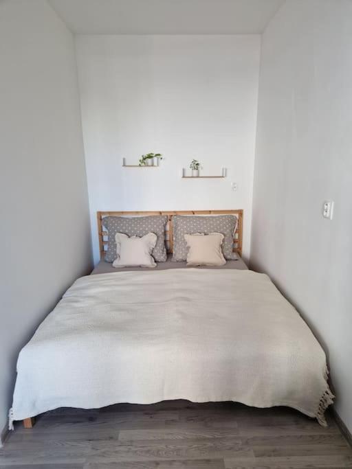 Apartman V Meste Bratislava Luaran gambar