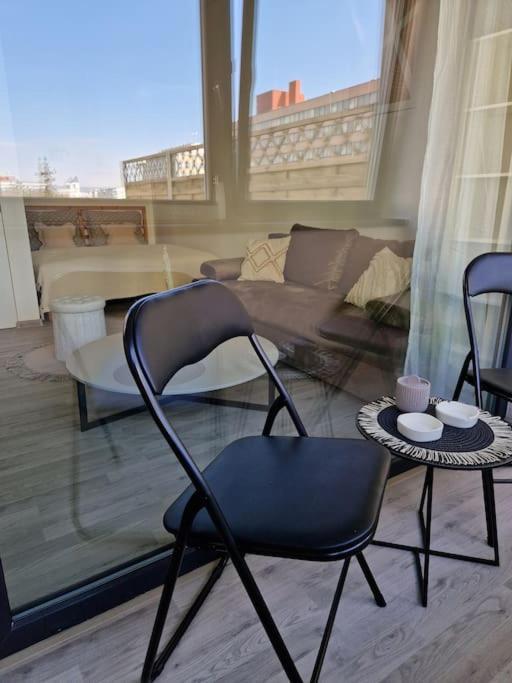 Apartman V Meste Bratislava Luaran gambar