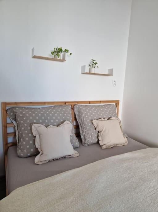 Apartman V Meste Bratislava Luaran gambar